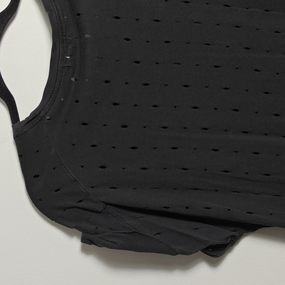 SIS SIS Anthropologie Black Cut Out Rolled Sleeve Top Size Large - Picture 13 of 14